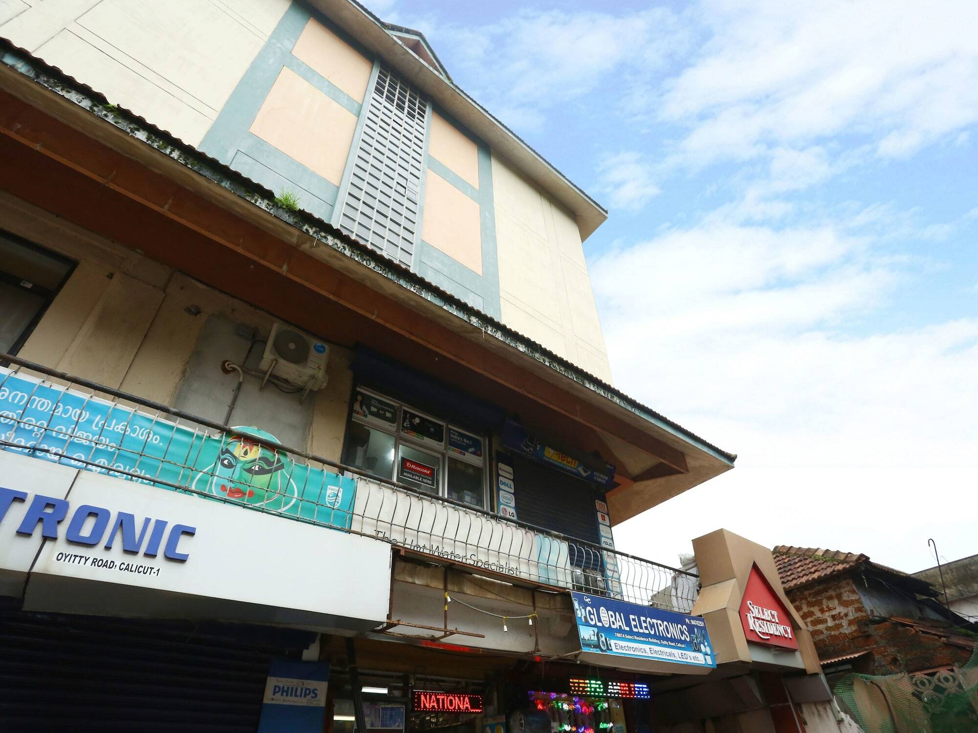 Oyo 15190 Select Residency Hotel Kozhikode Exterior photo